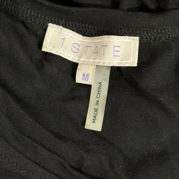 1.State cold shoulder tee - Picture 4 of 4